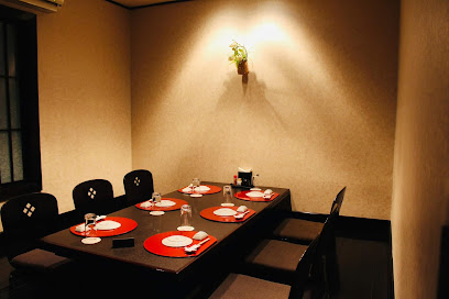 La Phong Sushi House