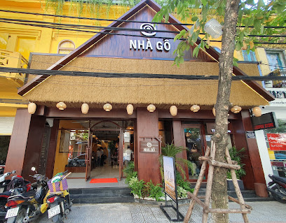 Nhà Hàng Nhà Gỗ Việt