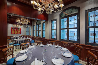 Nhà Hàng Vietnam House